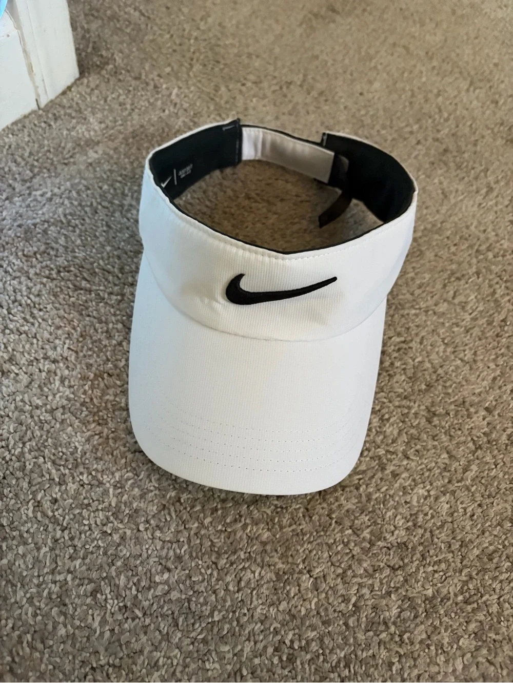 Nike Dri-Fit Athletic Visor Golf Tennis Sun Hat Adjustable
